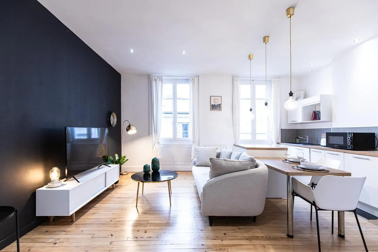 Le Cret - Place Jean Jaures Saint-Etienne  Apartment Saint-Etienne (Loire)